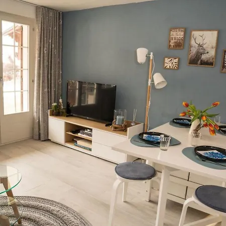 Apartamento Spitzhorn Nr- 1 Appartement-fewo- Dusche- Wc- 2 Schlafraeume 4-bettwohnung By Interhome