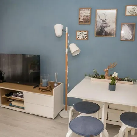 Spitzhorn Nr- 1 Appartement-fewo- Dusche- Wc- 2 Schlafraeume 4-bettwohnung By Interhome Gsteig