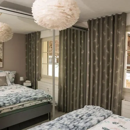 Spitzhorn Nr- 1 Appartement-fewo- Dusche- Wc- 2 Schlafraeume 4-bettwohnung By Interhome *
