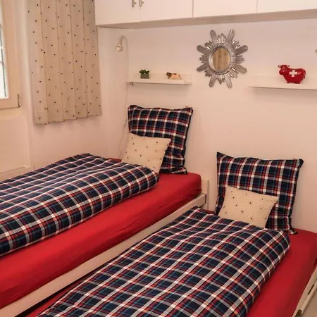 Apartamento Spitzhorn Nr- 1 Appartement-fewo- Dusche- Wc- 2 Schlafraeume 4-bettwohnung By Interhome *
