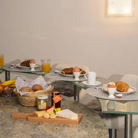 شقة Spitzhorn Nr- 1 Appartement-fewo- Dusche- Wc- 2 Schlafraeume 4-bettwohnung By Interhome *